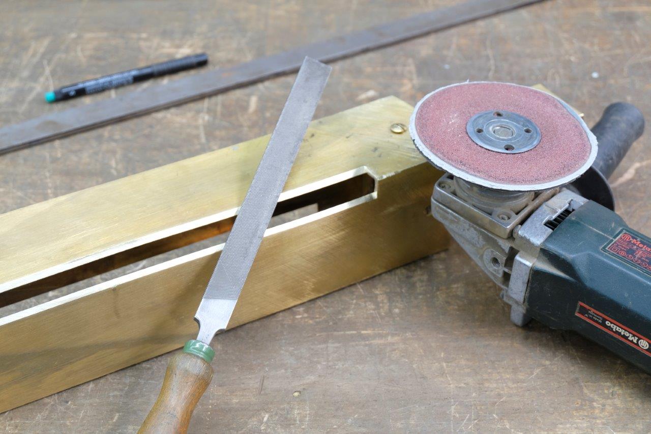 Metall-Ambo-Kirche-Messing-brüniert